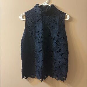 Ann Taylor Navy Lace Sleeveless Blouse Size Medium